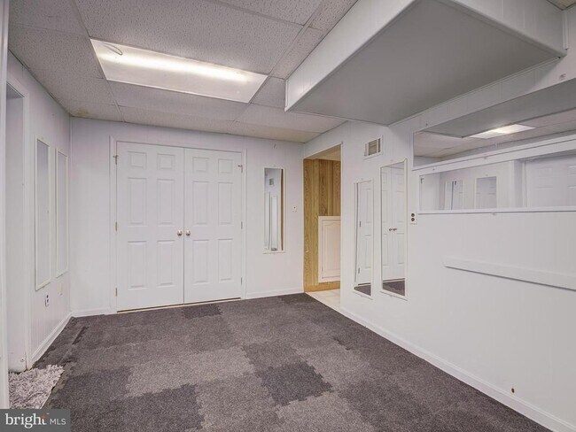 Building Photo - 13907 Concord Ave