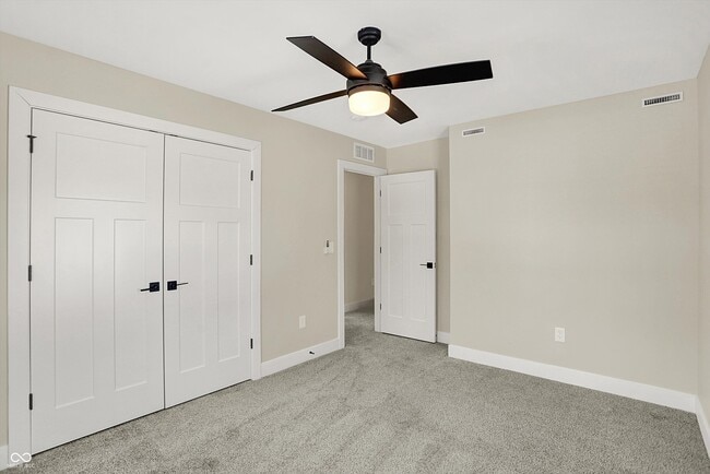 Building Photo - 3264 Orchard Ave