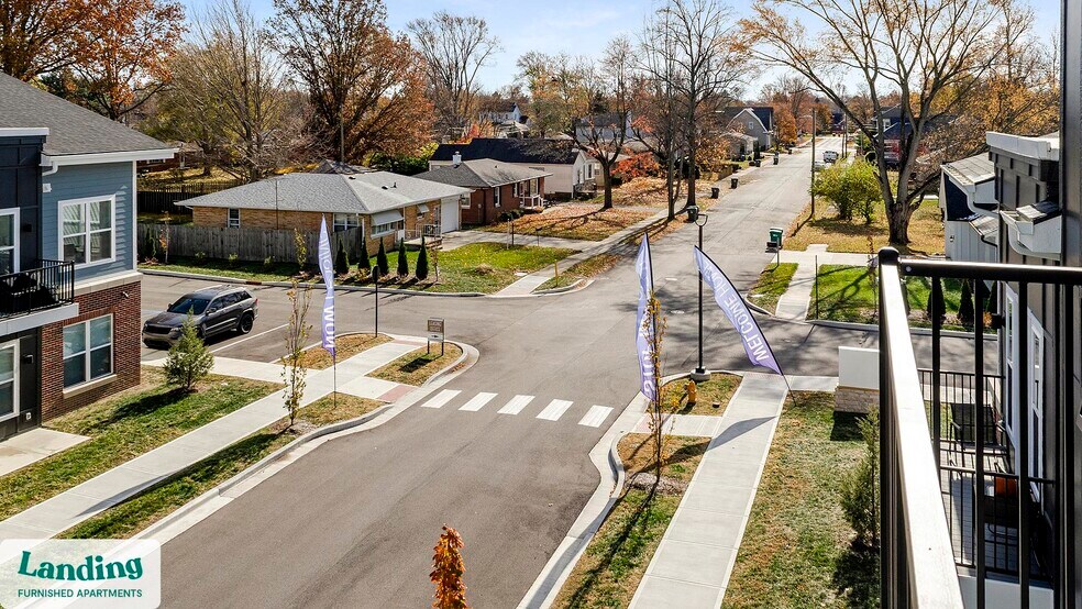 Building Photo - 650 N Main St