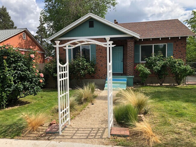 Primary Photo - 612 Cheney Street