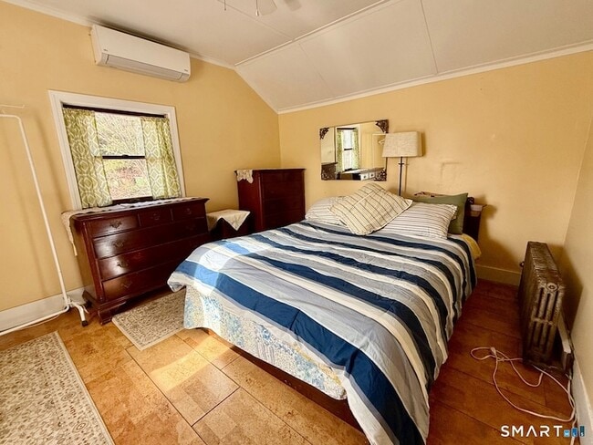 Building Photo - 120 Bloomingdale Rd