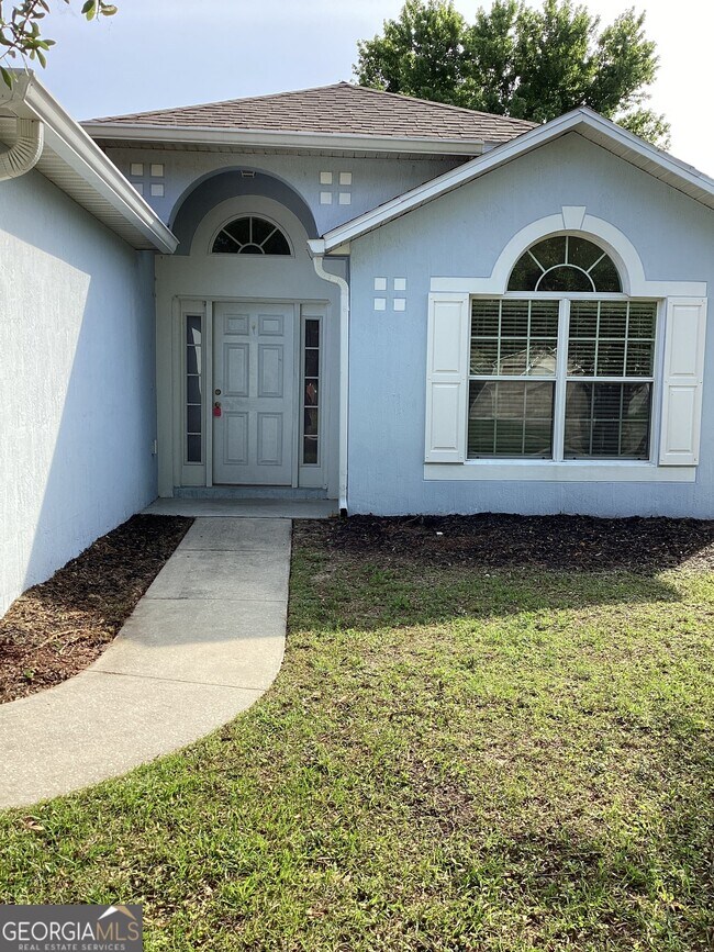 Primary Photo - 258 Pine Bluff Dr