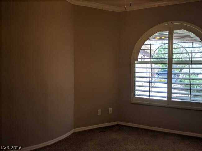 Building Photo - 7437 Ravines Ave
