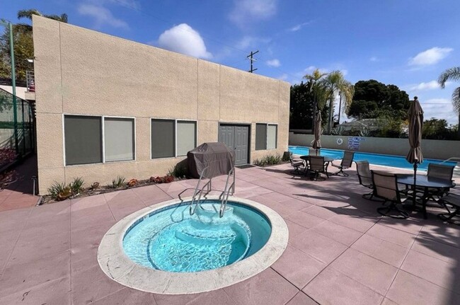 Building Photo - 3460 S Centinela Ave