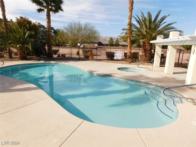 Building Photo - 4911 Black Bear Rd