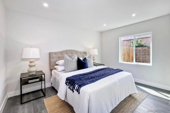 Building Photo - 1059 Emory St