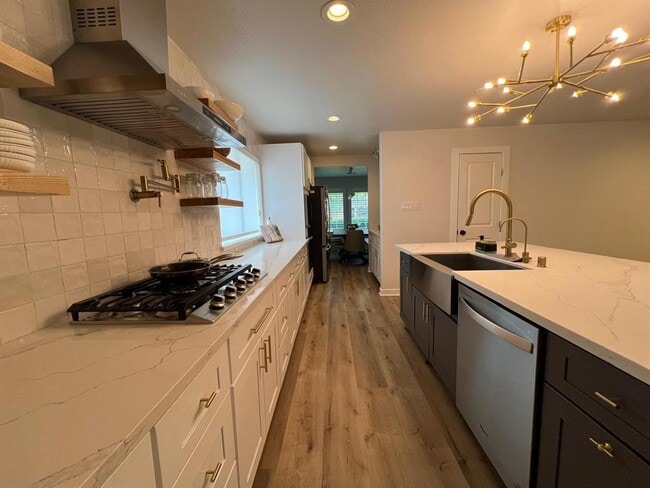 Building Photo - 2906 Pecan Ridge Dr