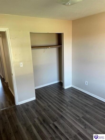 Building Photo - 1707A Cliff Ridge Ct