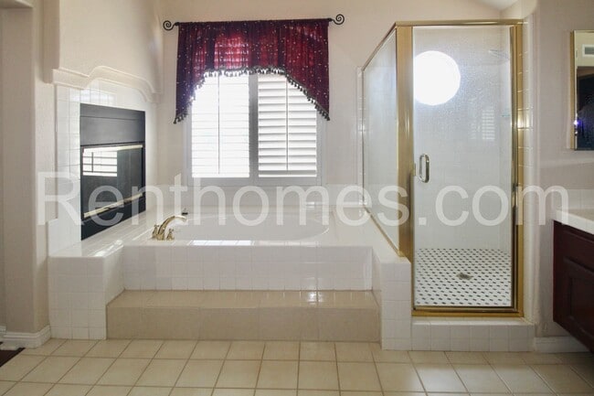 Building Photo - 11743 Windcrest Ln
