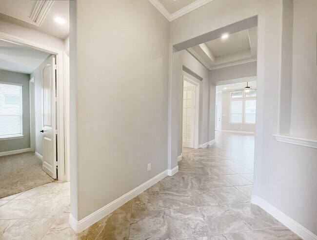 Building Photo - 14626 Moccasin Ridge Dr