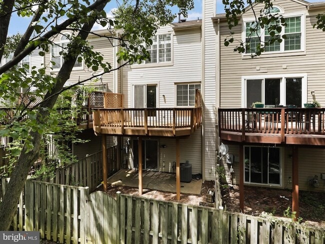 Building Photo - 5129 Beauregard St