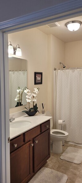 Building Photo - 7531 Tanglewood Way