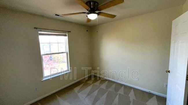 Building Photo - 316 Linden Park Ln