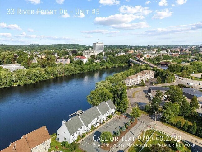 Building Photo - 33 River Front Dr