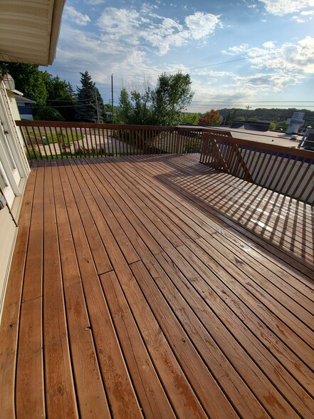 Deck - 1913 3rd Ave NE