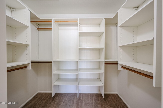 Building Photo - 5013 W Evans Dr