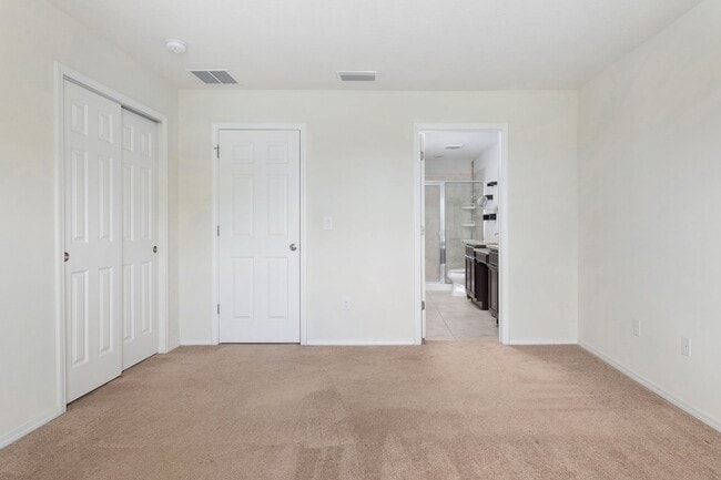 Building Photo - Magnolia Park - Convenient Location