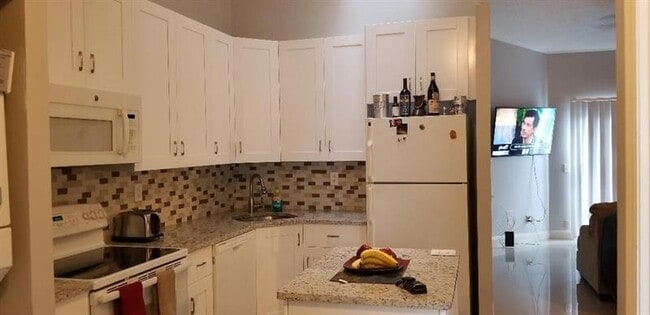 Primary Photo - 740 NW 47th St