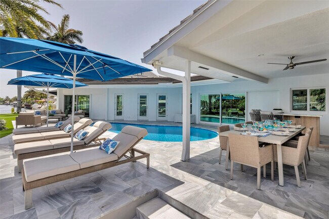 Building Photo - 3108 NE 42nd Ct