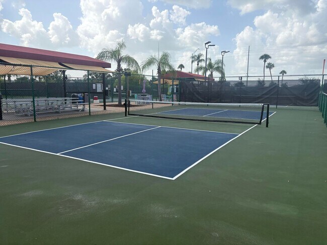 Building Photo - 205 Andover Pl