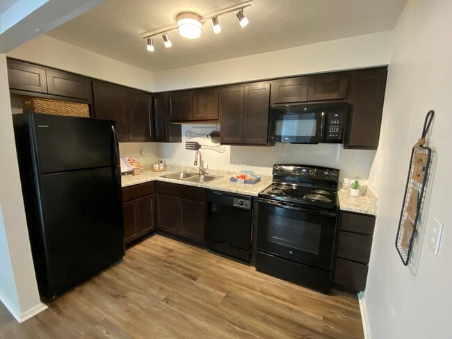 Building Photo - Beech Meadow Apartments