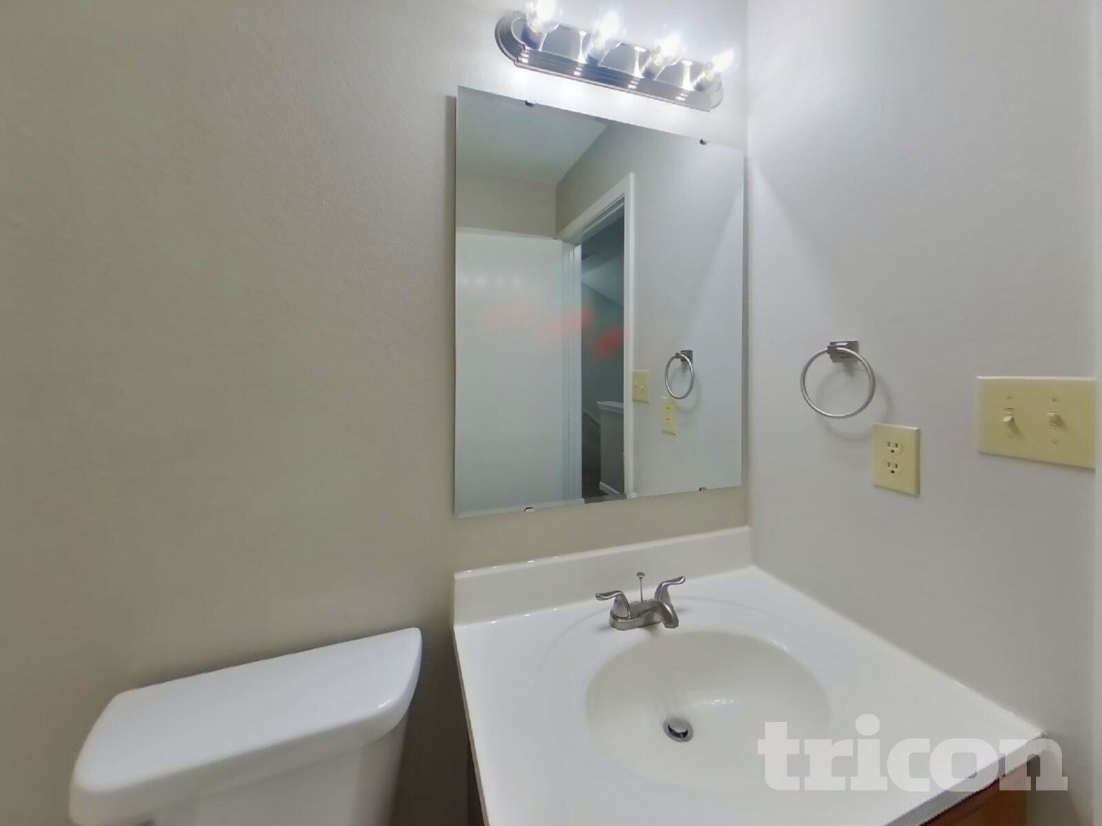 Building Photo - 1167 Cutler Ln