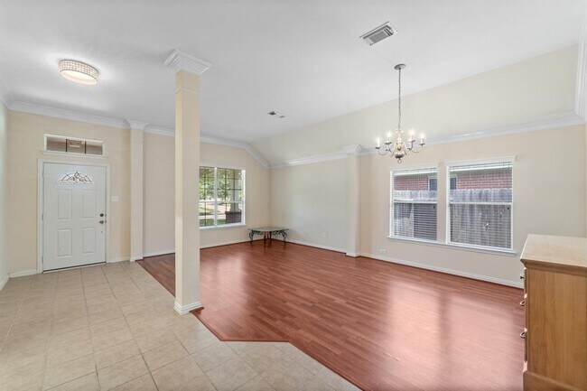Building Photo - 23219 Dewflower Dr