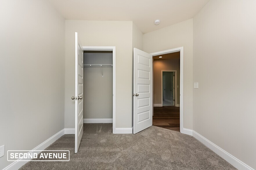 Building Photo - 6170 Reagan Chase
