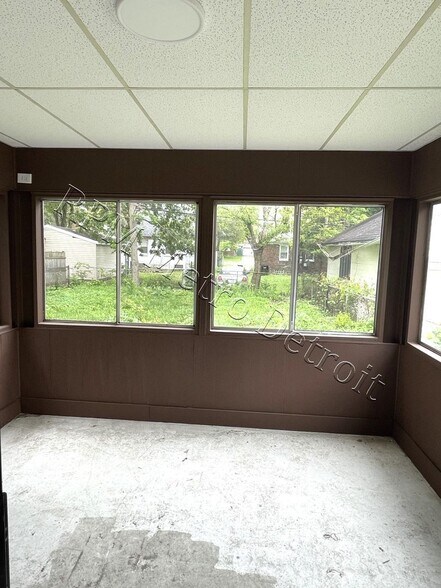 Building Photo - 17190 Sunderland Rd