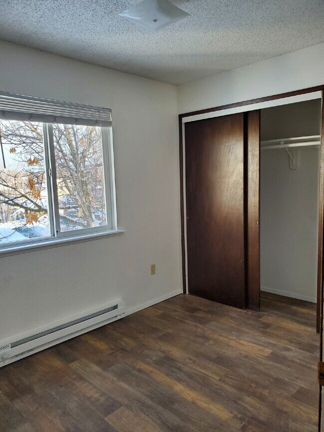Building Photo - 2 bedroom apartment in Kalispell
