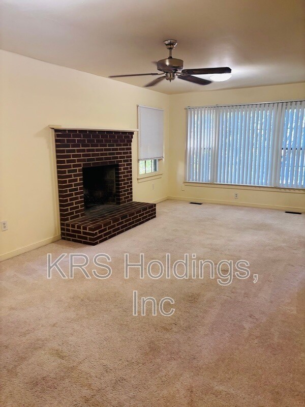 Building Photo - 12703 Mill Forest Ct