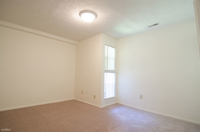 Building Photo - 1732 Cambria Dr