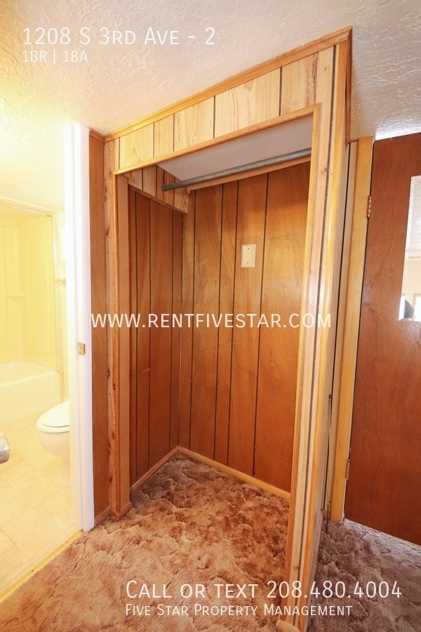 Building Photo - 1208 S 3rd Ave