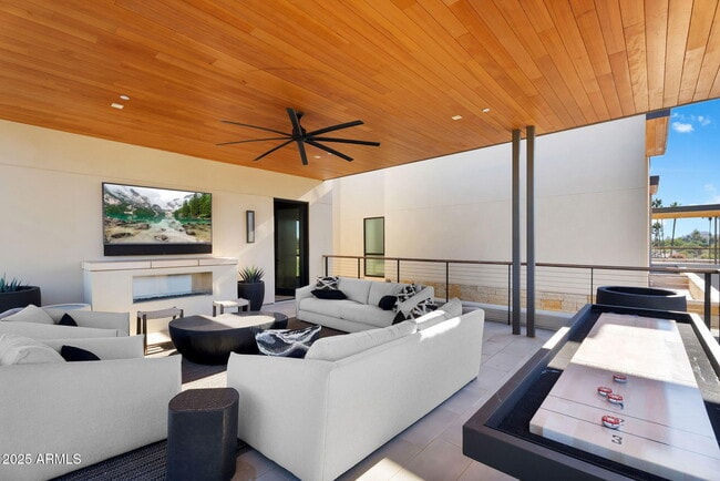 Building Photo - 6321 E Phoenician Blvd