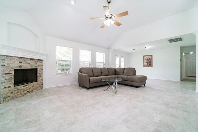 Building Photo - 5602 Painted Trail Dr