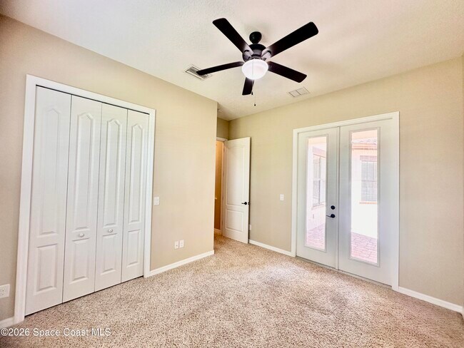 Building Photo - 8880 Napolo Dr