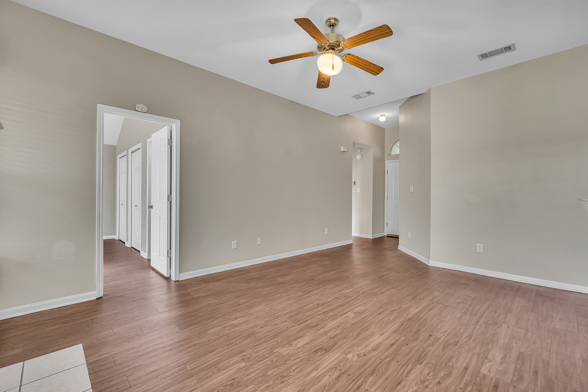 Building Photo - 3715 Westfield Dr