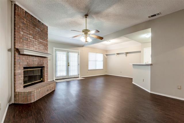 Building Photo - 845 Applewood Dr