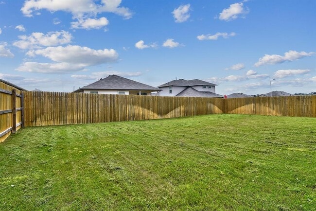 Building Photo - 210 Briggs Ln
