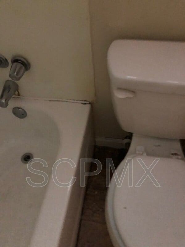 Building Photo - 2000 Hugo Ave