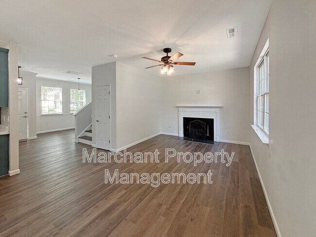 Building Photo - 110 Golden Crest Ct