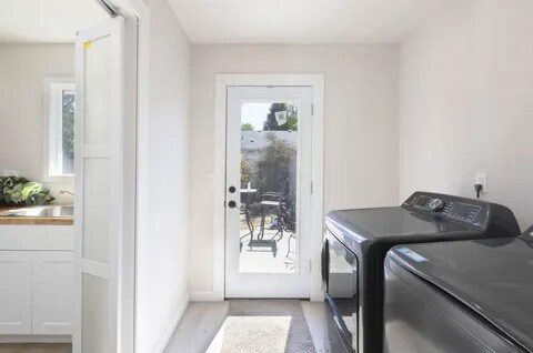 Building Photo - 53 SW Eastern Ave