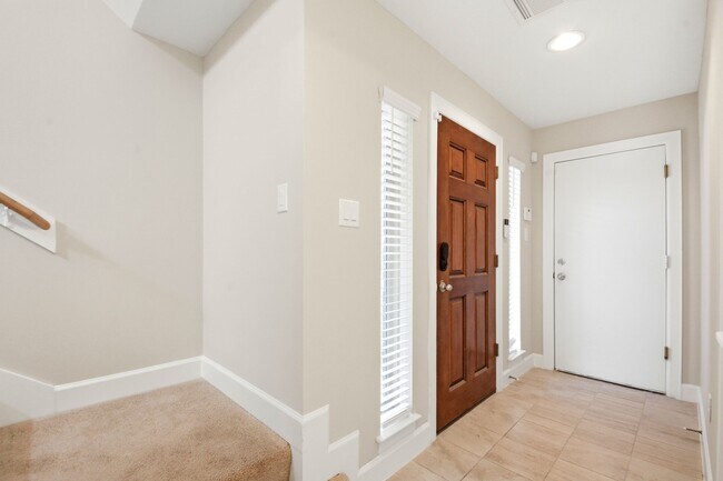 Building Photo - 11518 Main Cypress Dr