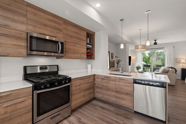 Building Photo - Modern Townhome Living in Lakewood – $2,65...