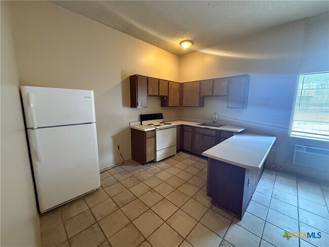 Building Photo - 1410 Marlton St