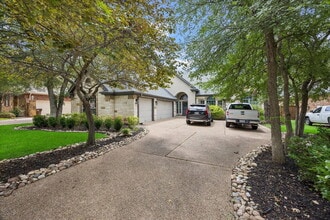 Building Photo - 1129 Castle Path