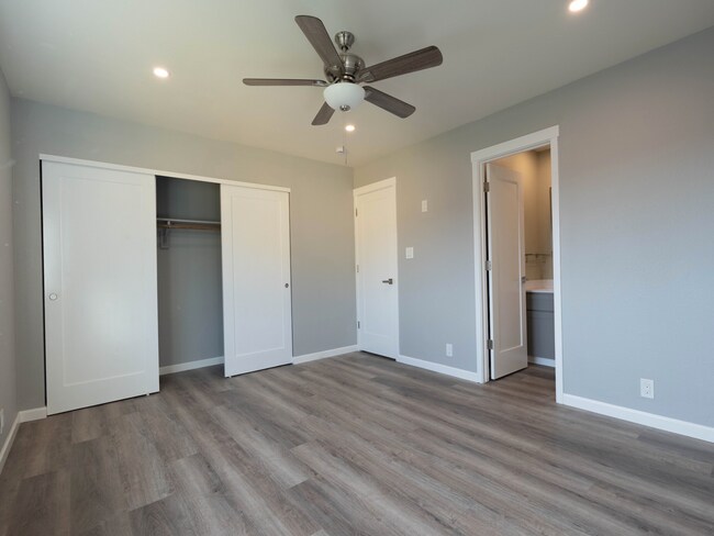 Building Photo - 2456 88th Ave