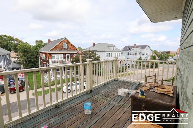 Building Photo - 3 Melton Rd