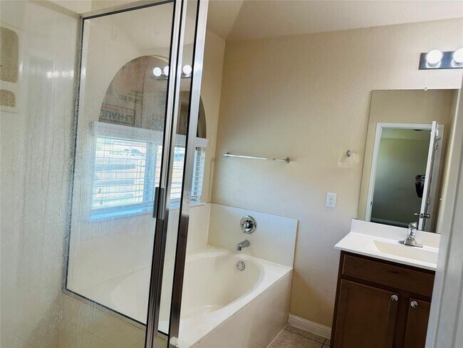 Building Photo - 401 Tula Trail