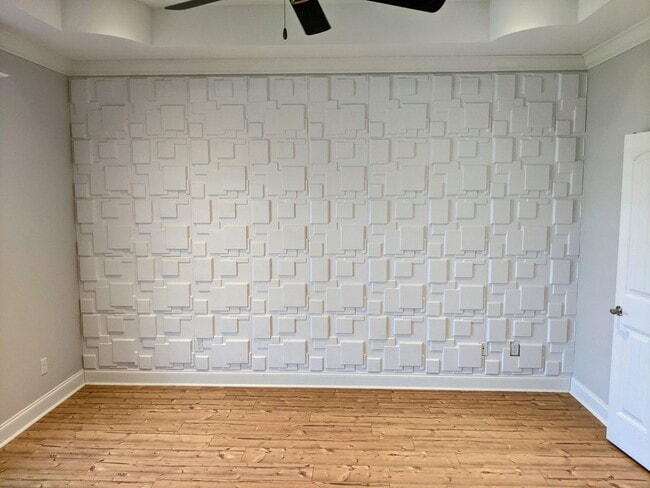 Building Photo - Wake up on Sleepy Brook Rd!